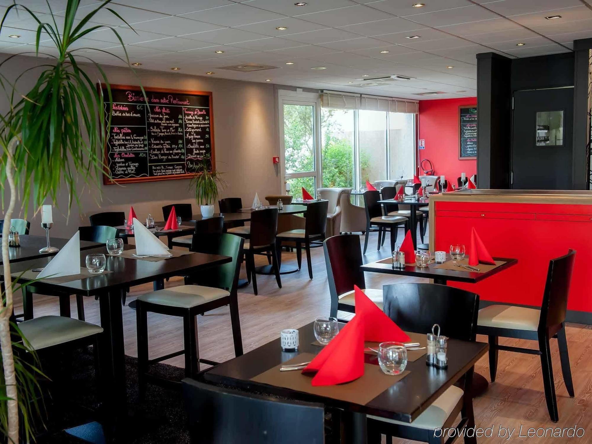 Ibis Vannes Buitenkant foto