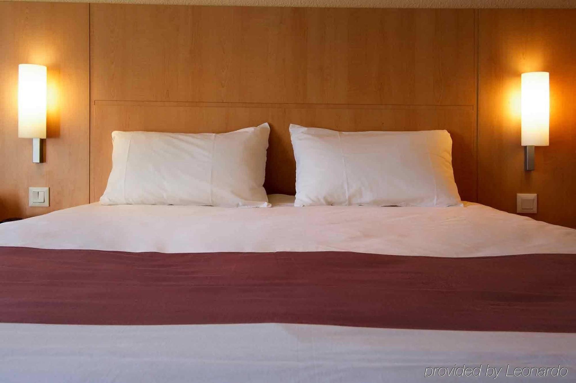Ibis Vannes Buitenkant foto